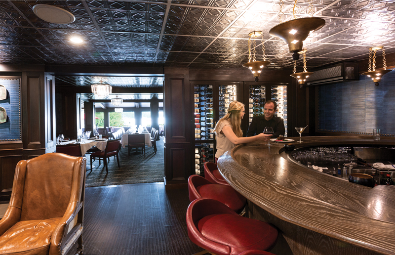 Bar and Piano Lounge in Walloon Lake Inn