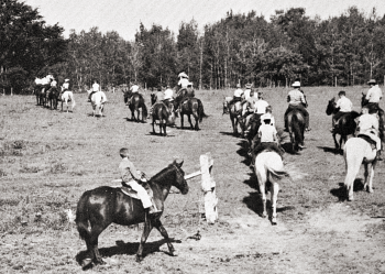 Camp Charlevoix horse riding