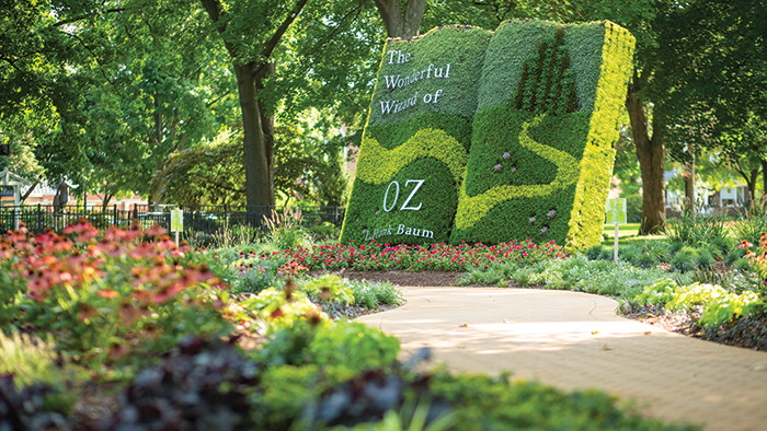 “The Wonderul Wizard of Oz” enchants in Holland’s Centennial Park. Summer is the time for visitors to see the display’s floral book.